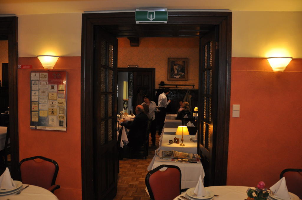 Hotel De Zalm オーデナールデ エクステリア 写真