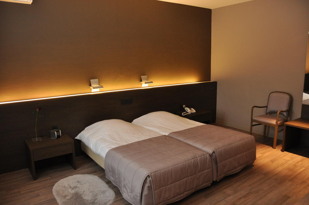 Hotel De Zalm オーデナールデ 部屋 写真