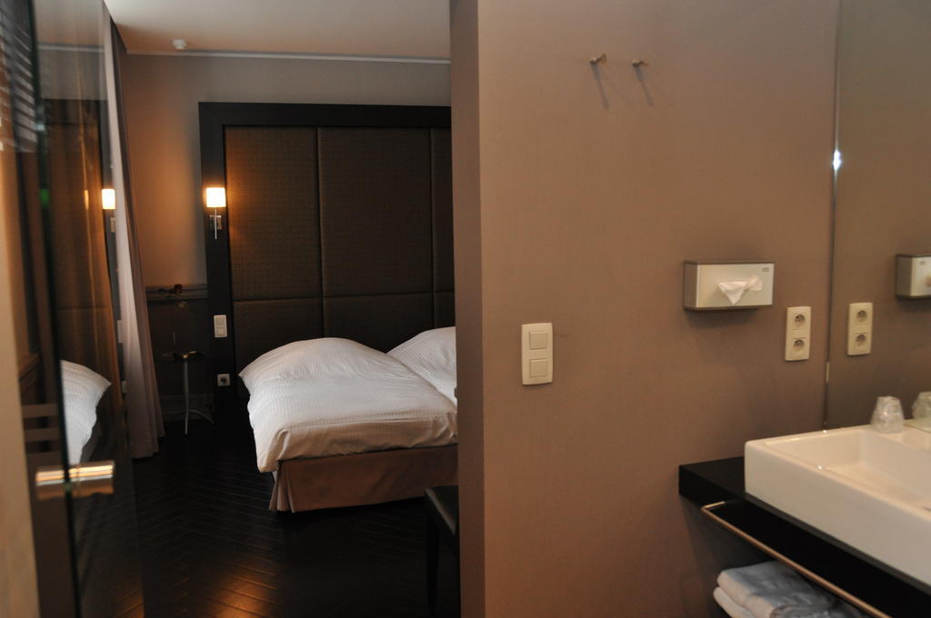 Hotel De Zalm オーデナールデ 部屋 写真
