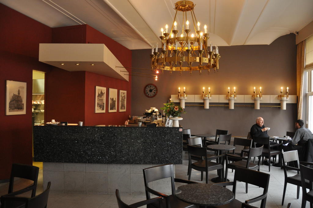Hotel De Zalm オーデナールデ エクステリア 写真